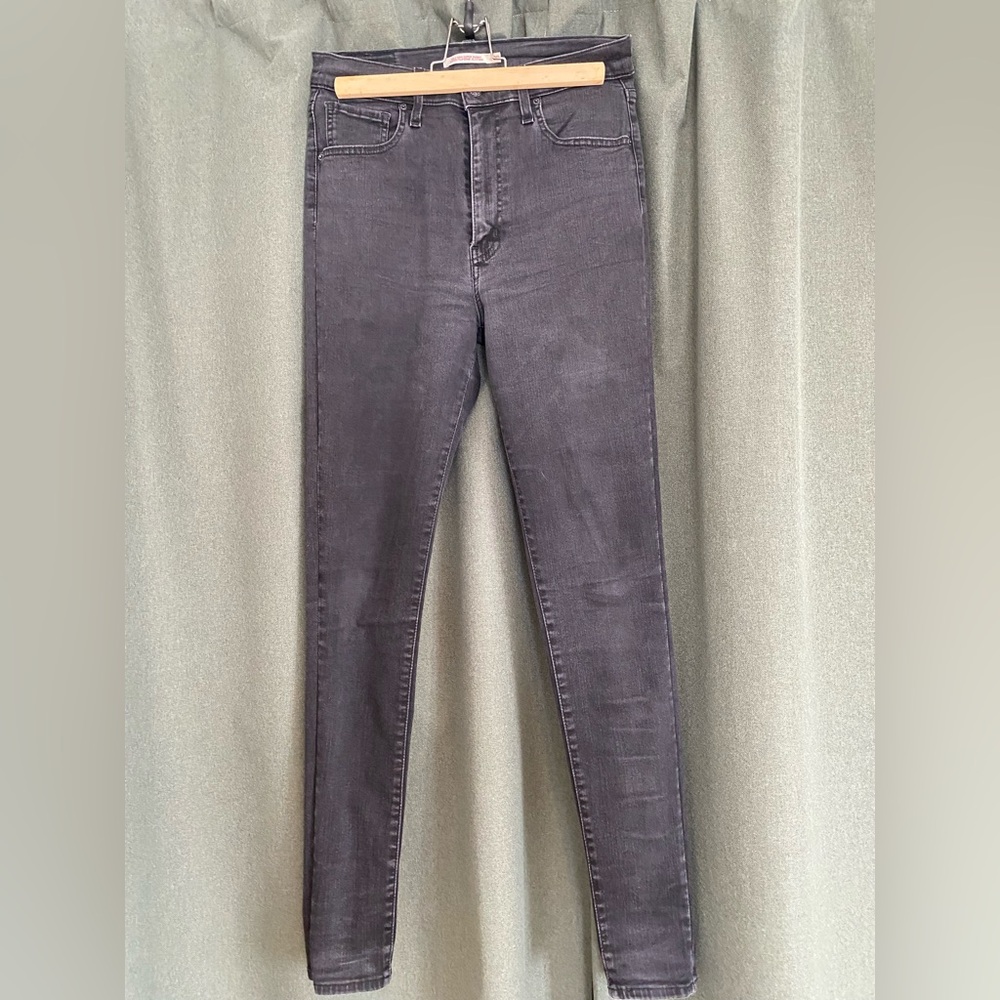 LEVI’S Woman’s Mile High Super Skinny Jeans Black 29